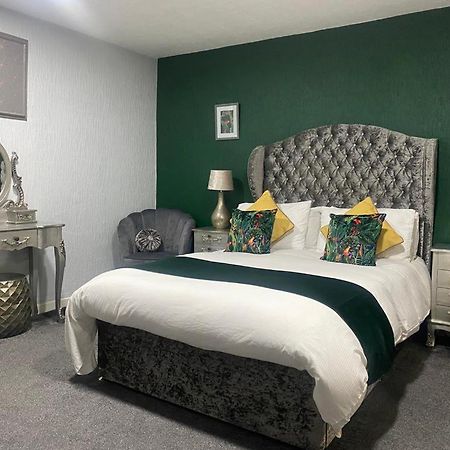 Saphire Glasgow Apartments Giffnock المظهر الخارجي الصورة