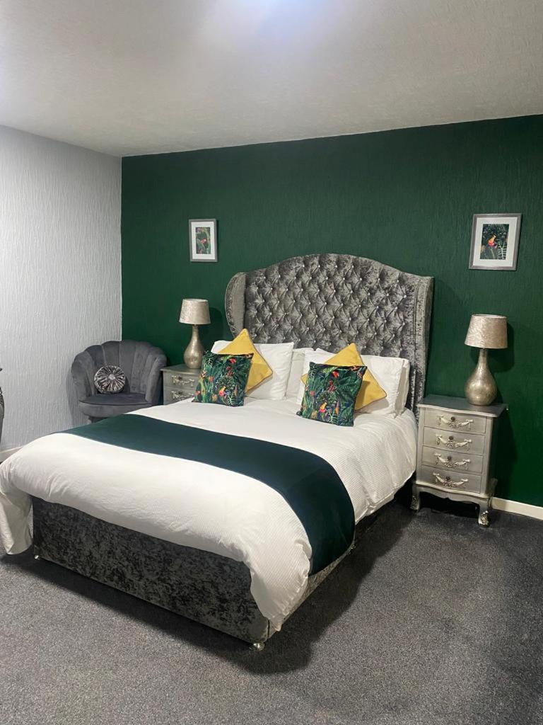 Saphire Glasgow Apartments Giffnock المظهر الخارجي الصورة